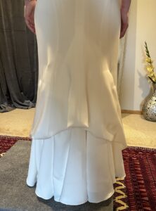 French / Under Bustle